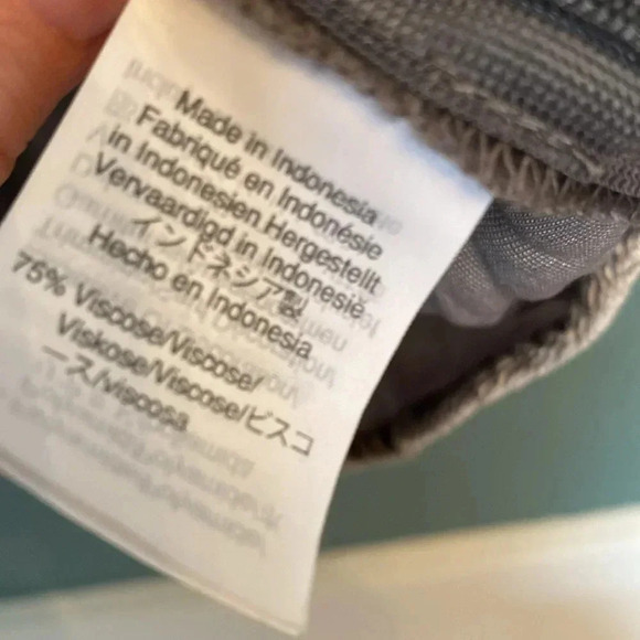 Pewter grey velvet Madewell top - Picture 8 of 9